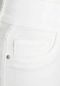 ONLY Tall ONLRAIN LIFE - Jeans Skinny Fit - White 17 ONLY Tall ONLRAIN LIFE - Jeans Skinny Fit - White -ONLY Tall Shop fd007702a26e412b9a3705d75b612e71