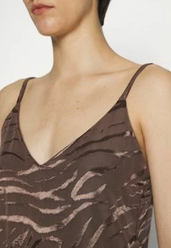 ONLY Tall ONLBELLA SLIP - Top - Shopping Bag 13 ONLY Tall ONLBELLA SLIP - Top - Shopping Bag -ONLY Tall Shop fe4317dce9f74f0994876e6d527780e3